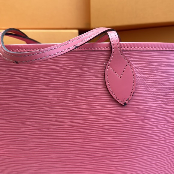 Authentic Louis Vuitton Light Pink Tote Open Tote perfect for Beach - Picture 6 of 15